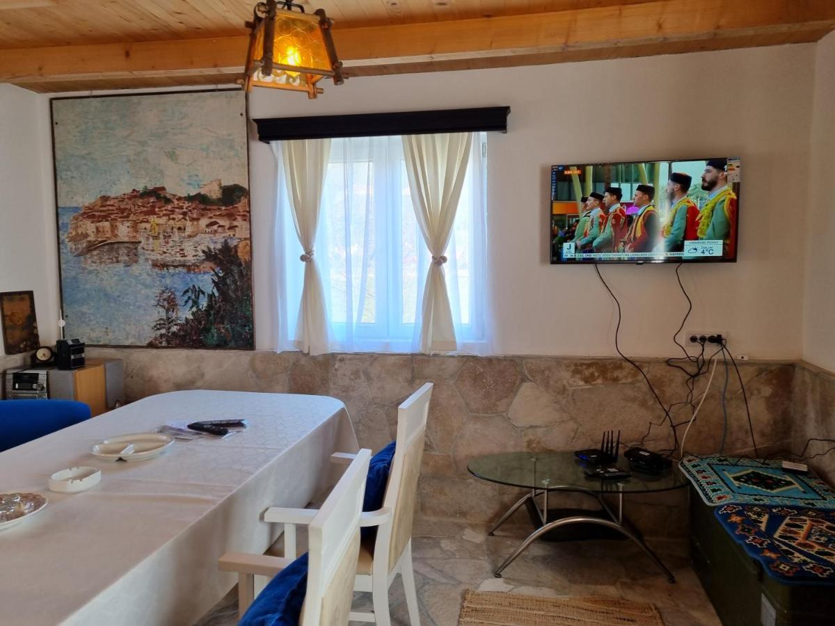 Villa Porto à Cetinje Extérieur photo